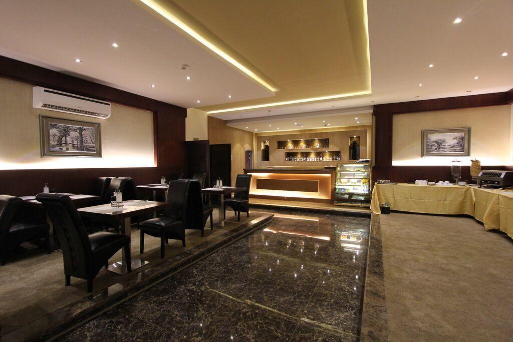 Taleen Granada Hotel Apartments Ar Riyad Esterno foto